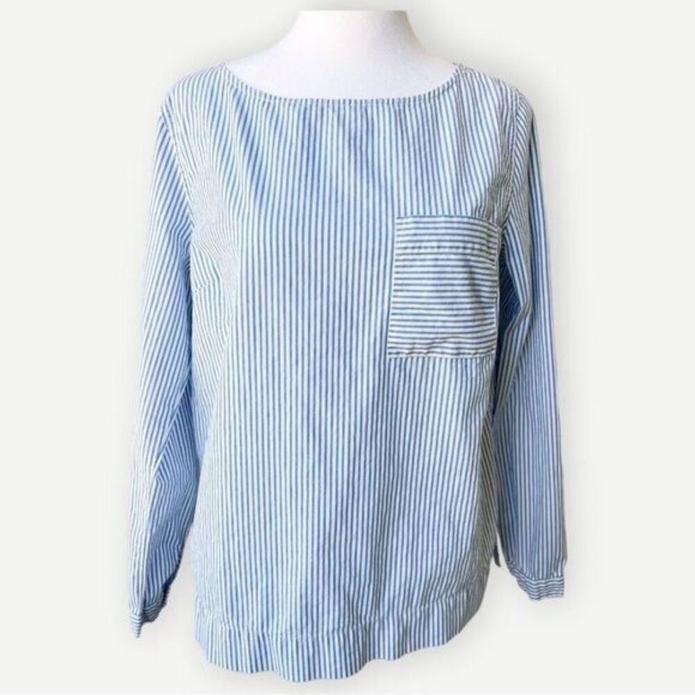 J. Crew Factory Blue & White Seersucker Stripe Long Sleeve Popover Shirt. Small.